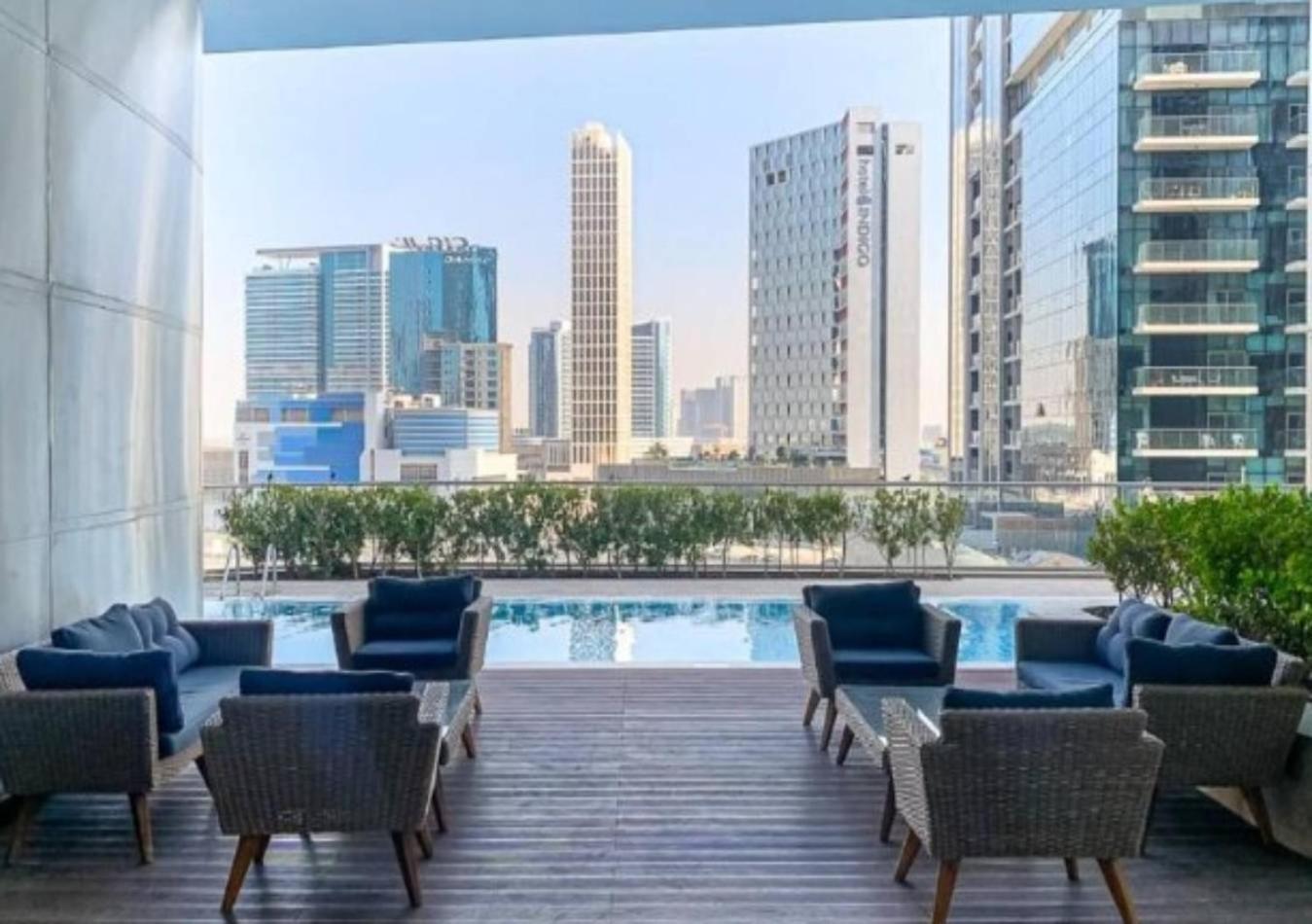Apartamento Modern 1br Apartment, High Floor, Near Mall Dubai