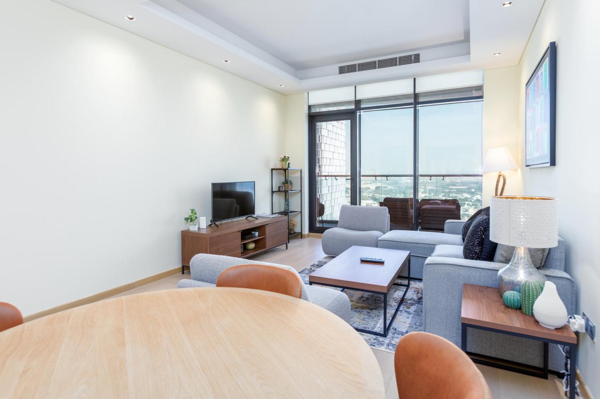 Modern 1br Apartment, High Floor, Near Mall Apartamento *